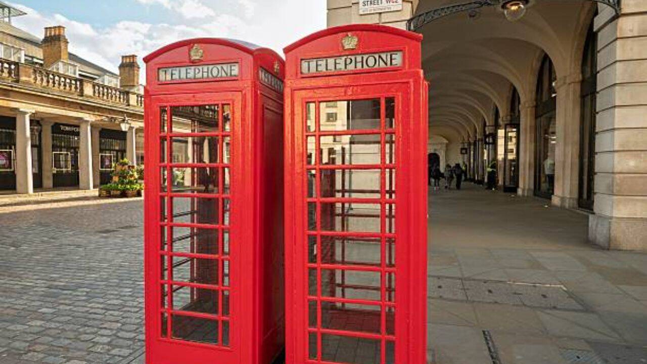 Man travels 1,700 miles and makes 52 calls to save remote UK phone box