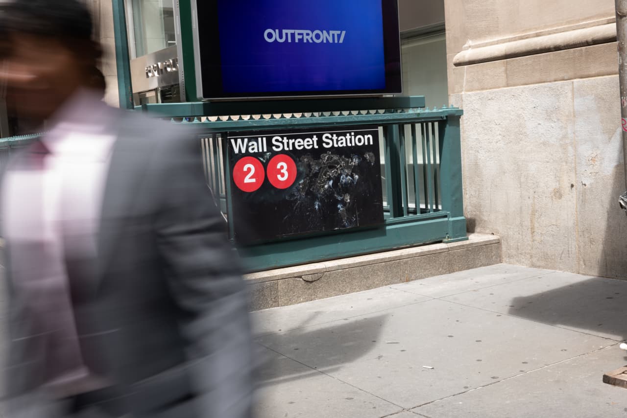 The 10-year Treasury yield just crossed a key threshold that should make people ‘sit up and take notice’