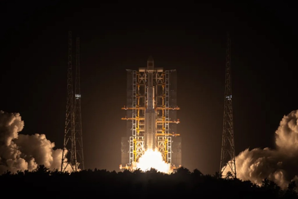 Chinese Long March 7A rocket explodes shortly after liftoff