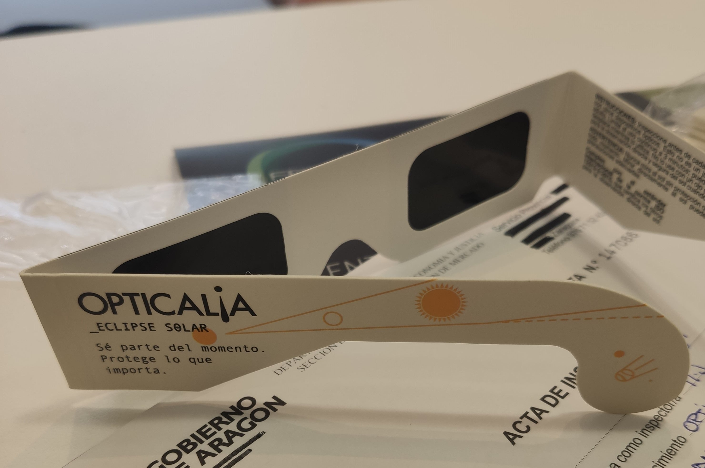Consumption withdraws six models of eclipse glasses due to risk of eye injury