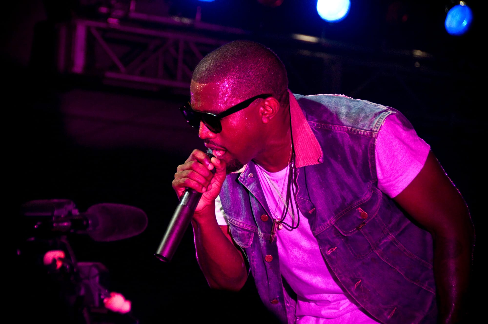 Russian runaway Kanye West problem