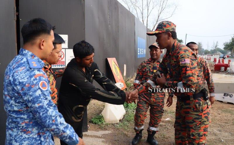 Panic triggers 7-hour sea search for Bangladeshi labourer