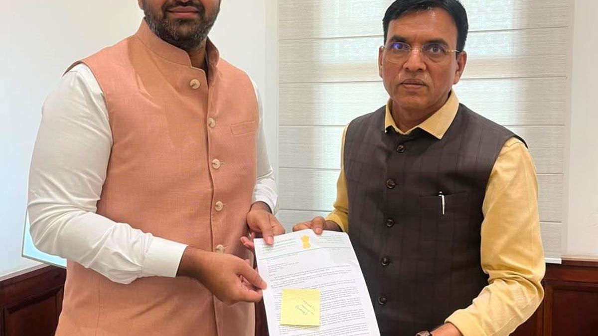 Sribharat raises pension and sports infrastructure issues with Centre