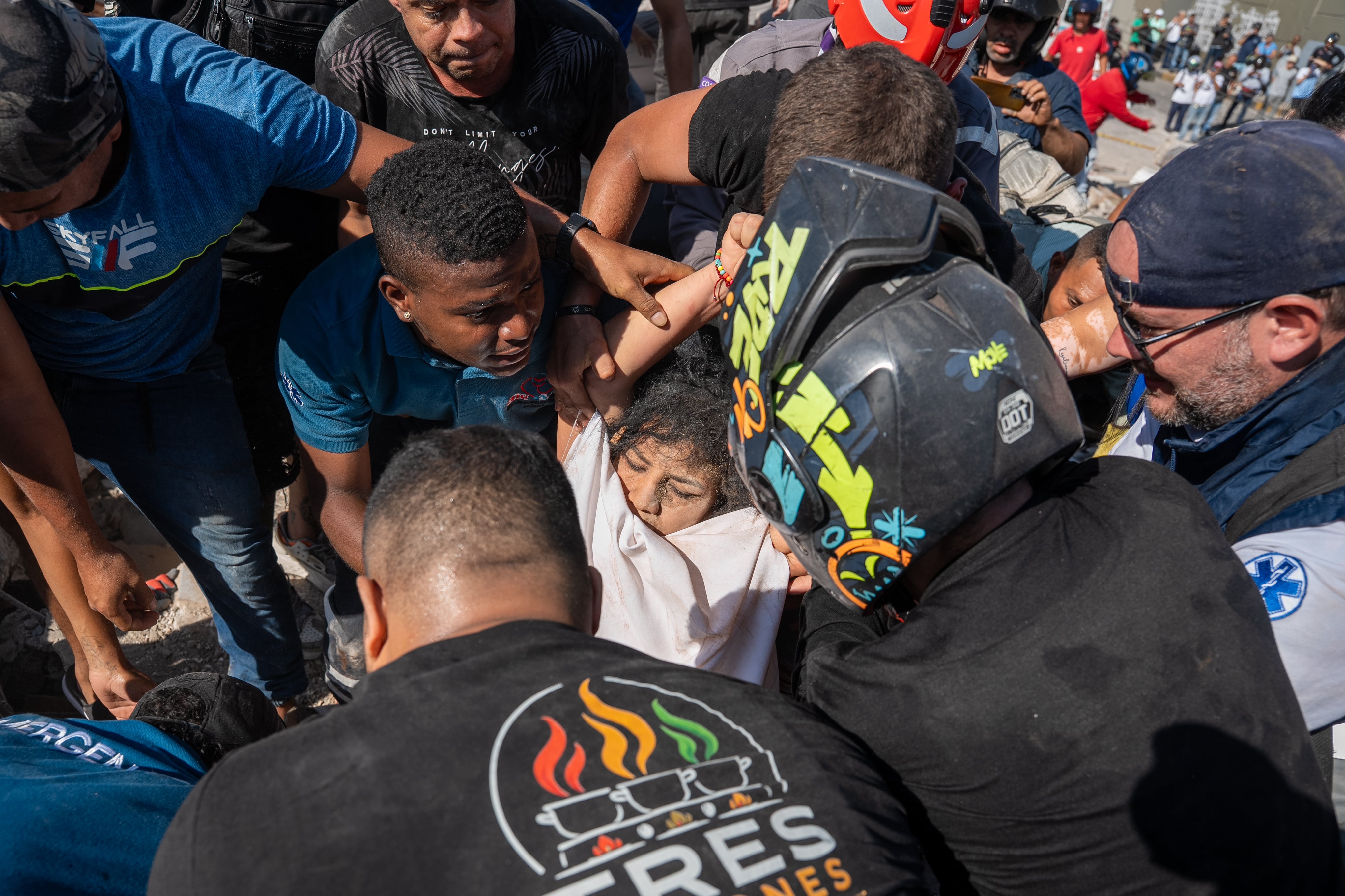 Última hora del terremoto en Colombia, en directo | Al menos 25 muertos por el terremoto de magnitud 7,4 en Colombia
