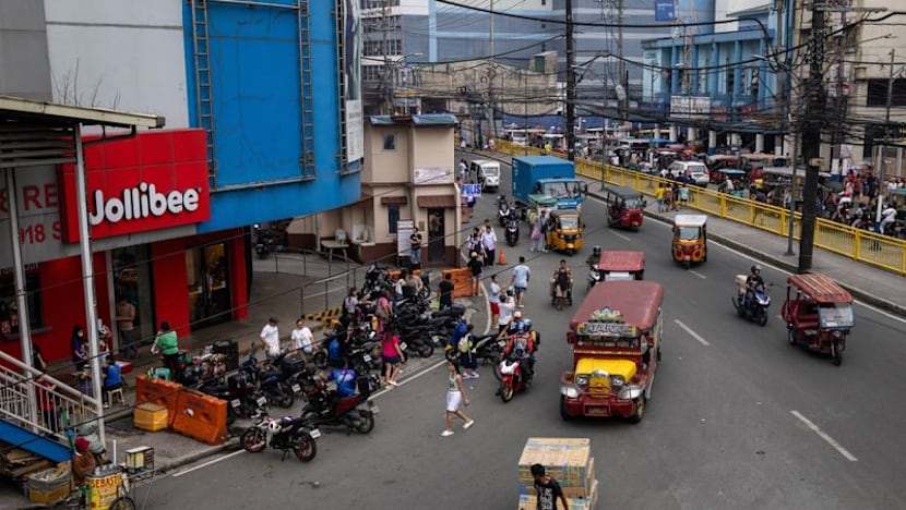 Jollibee says planning to pick Hong Kong over US to list international unit