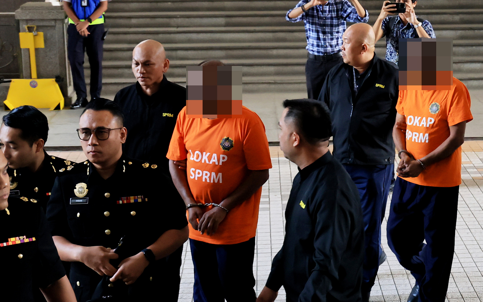 Ex-TH chairman, ex-Treasury sec-gen released after 7-day remand