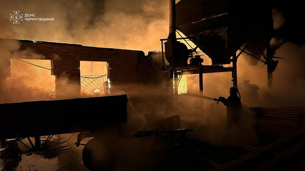 Russia targets Kyiv and its region for sixth consecutive night of attacks