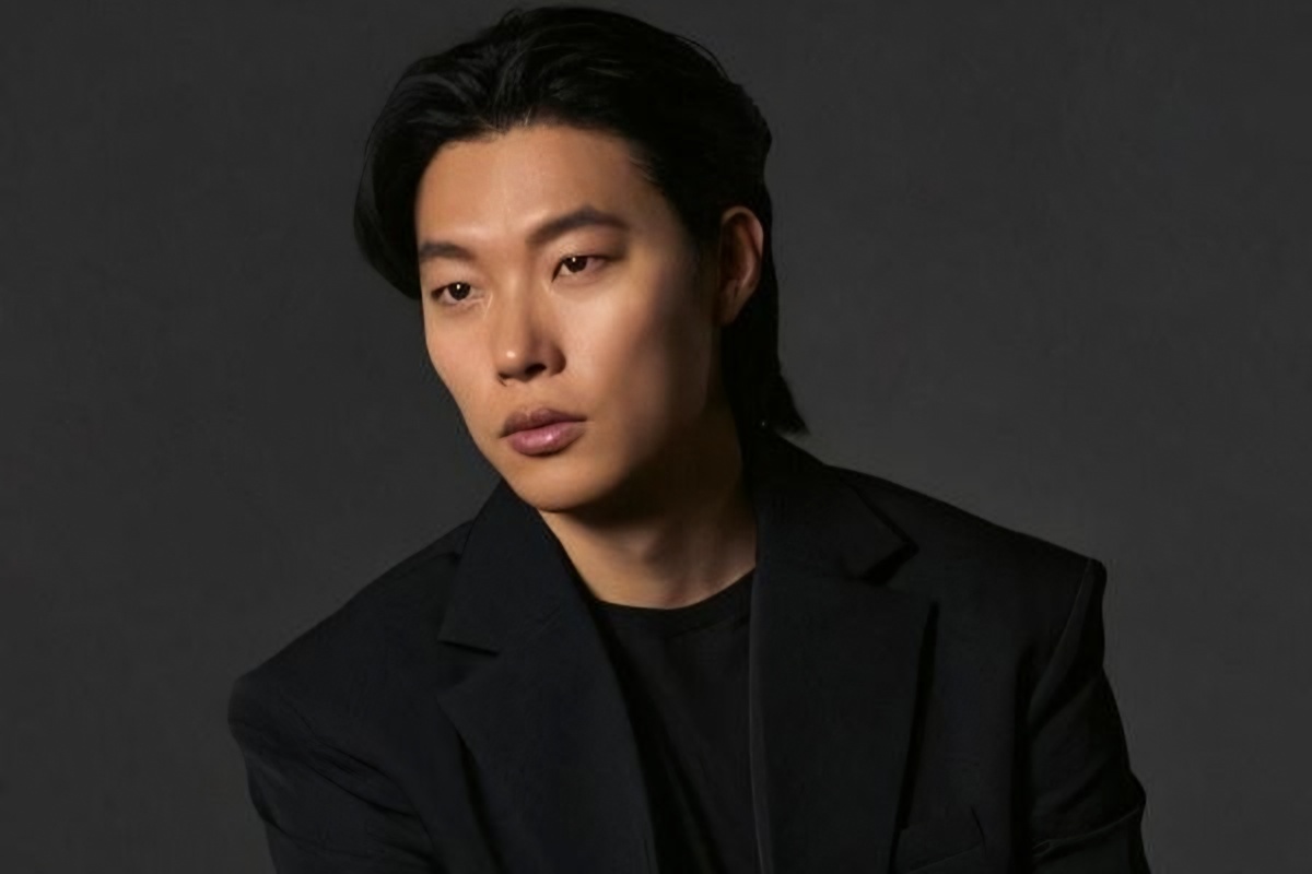 How Ryu Jun-yeol tackled two roles in Netflix's series 'Mousetrap'