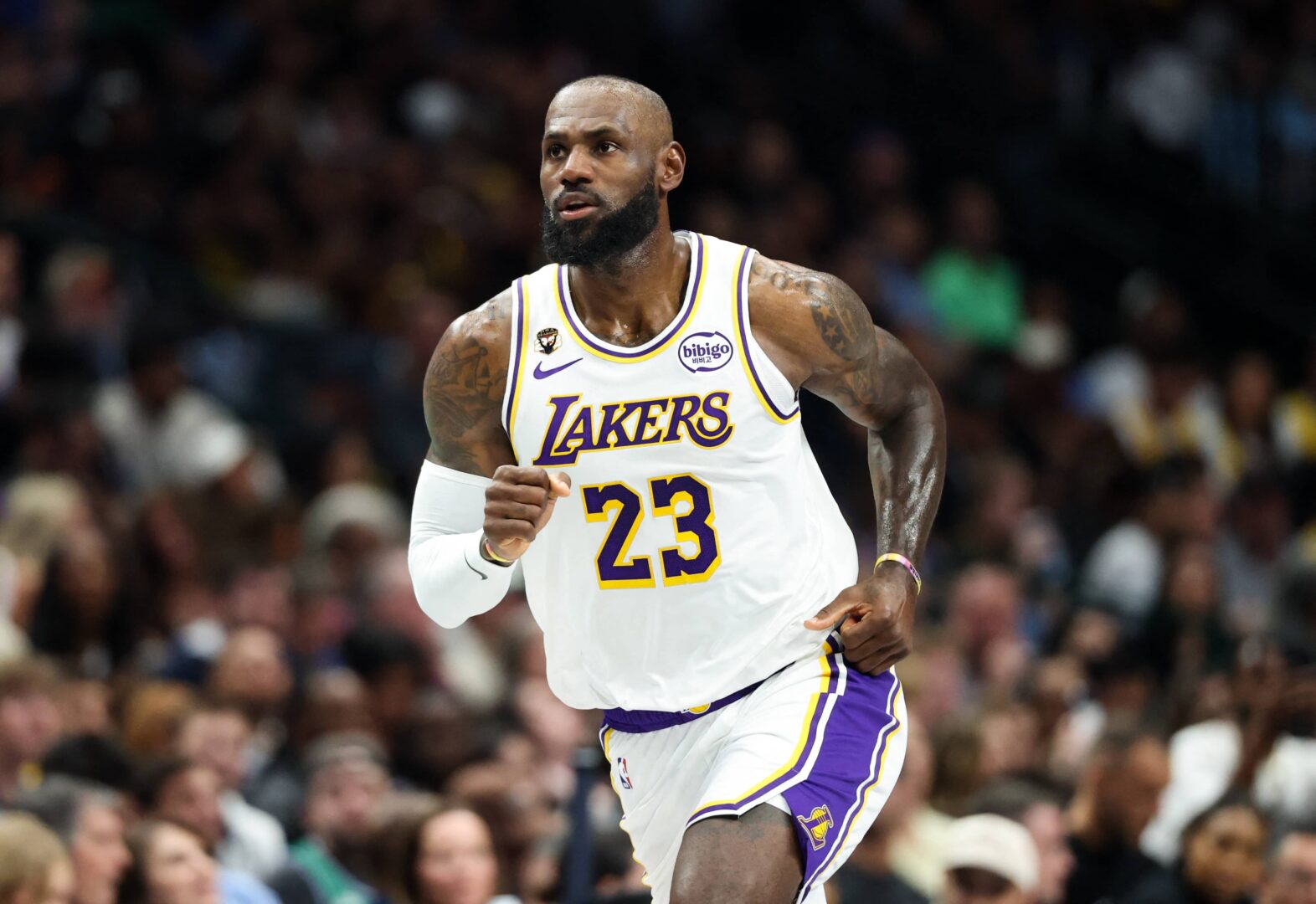 LeBron James’ Bold Michael Jordan Message: “When I’m Done With The No. 23, They’ll Never Remember That Dude”