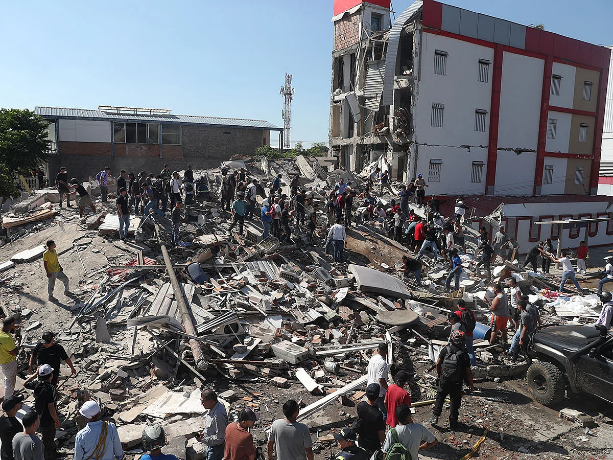 Colombia earthquake: 18 dead after 7.4-magnitude quake