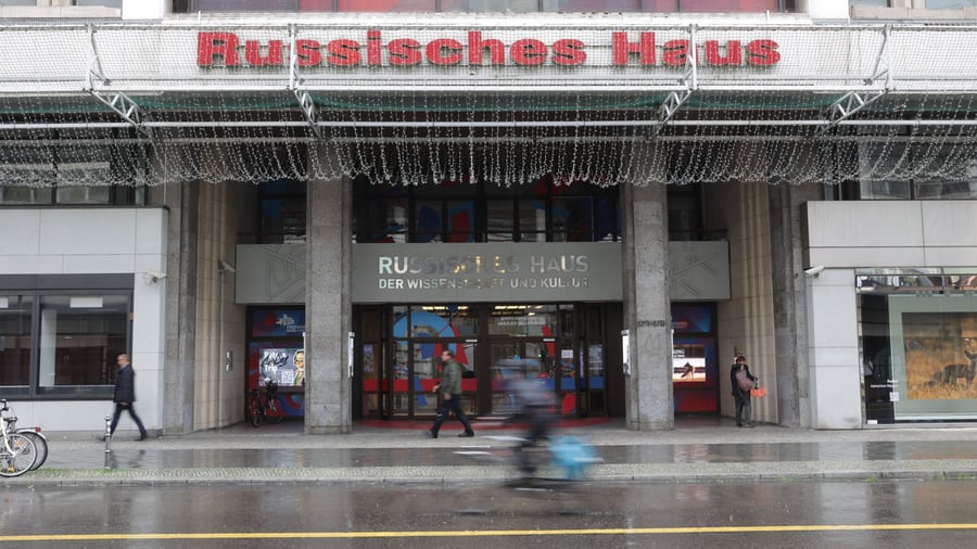Controversial institution: Interior Ministry: Russian House "in sight"