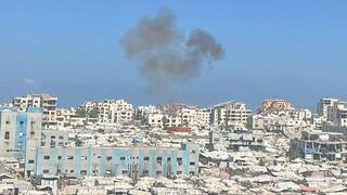 Palestinians report Israeli special forces in Gaza City amid intense strikes and clashes