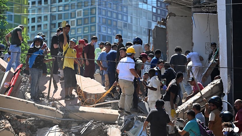 Major quake rocks Colombia and neighbours, 18 confirmed dead