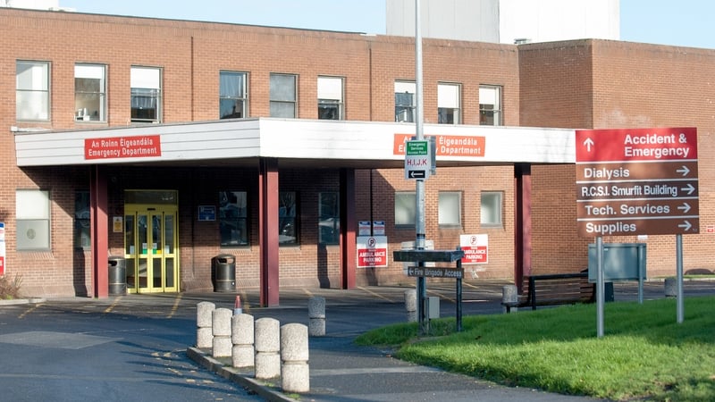 Man dead, woman airlifted to hospital after Cavan crash
