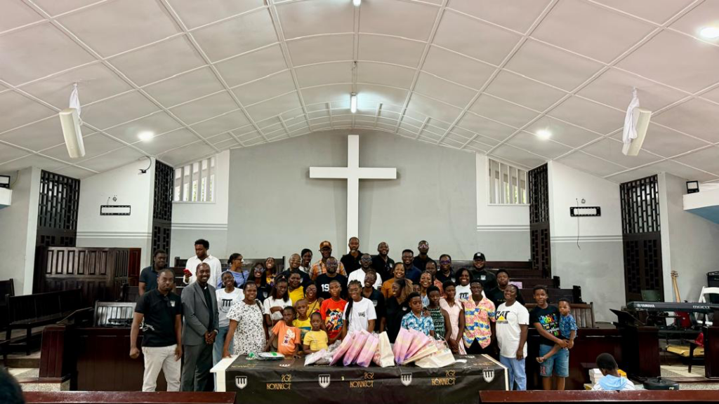 OAA 2002 Year Group supports 18 children in annual back-to-school drive