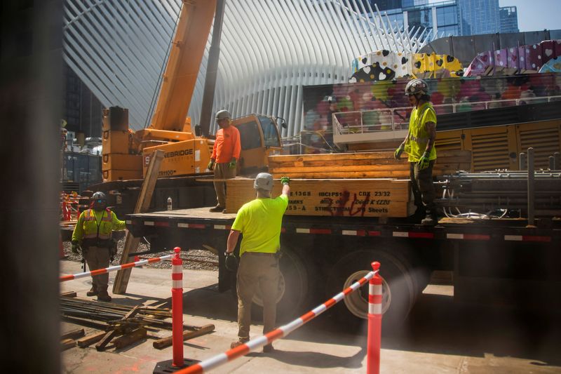 US construction spending drops to nearly three-year low in July