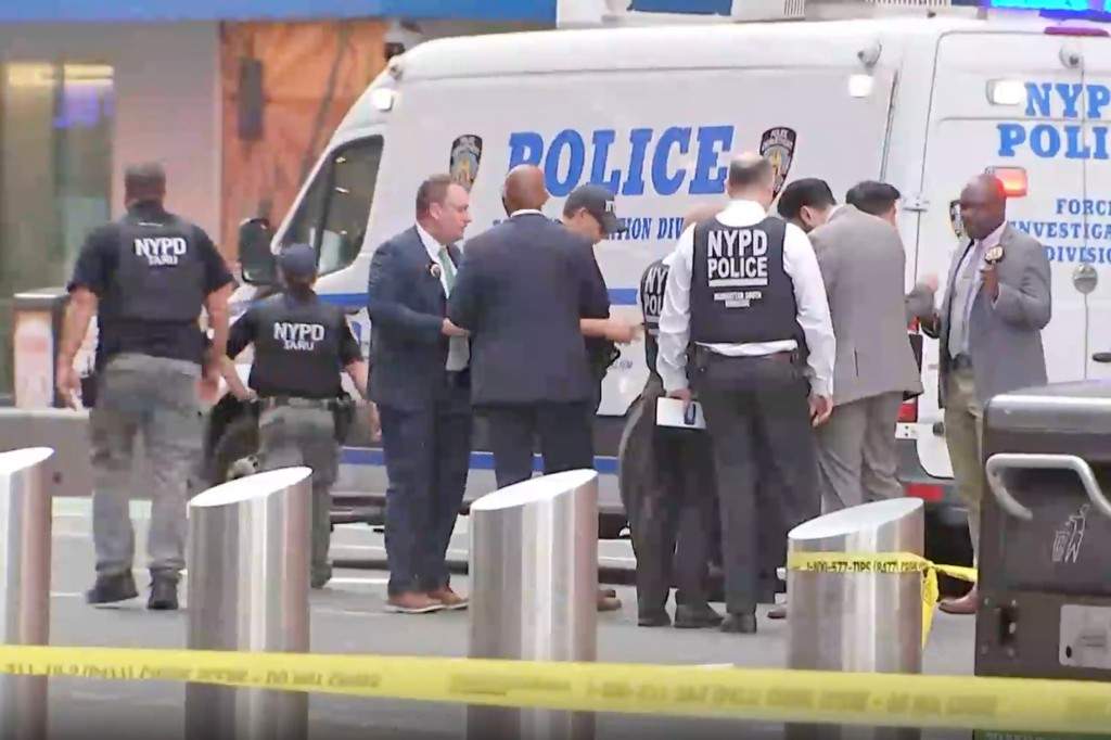 Bank of America vice president killed in Times Square stabbing