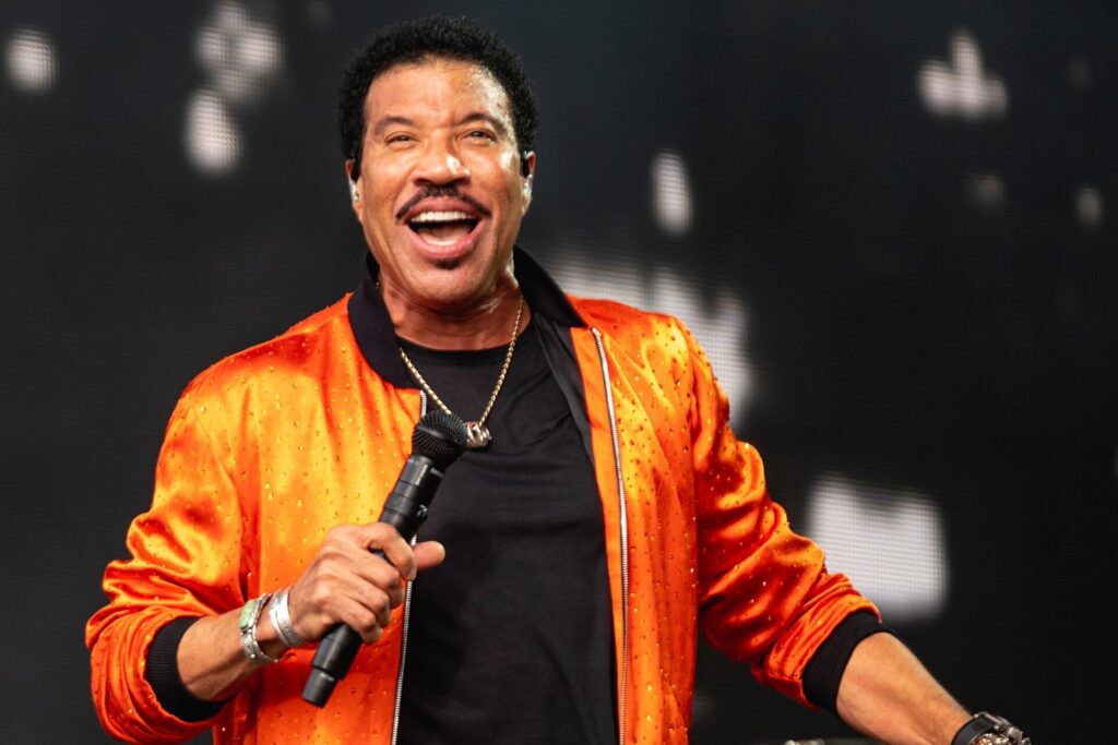 Lionel Richie Hospitalized in ICU After St. Louis Concert
