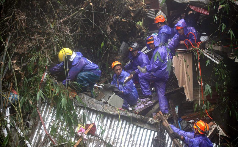 Days of heavy rain leave at least 16 dead in Philippines