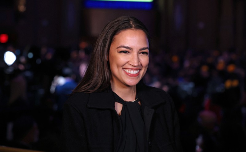US left-wing star reveals decision to freeze her eggs