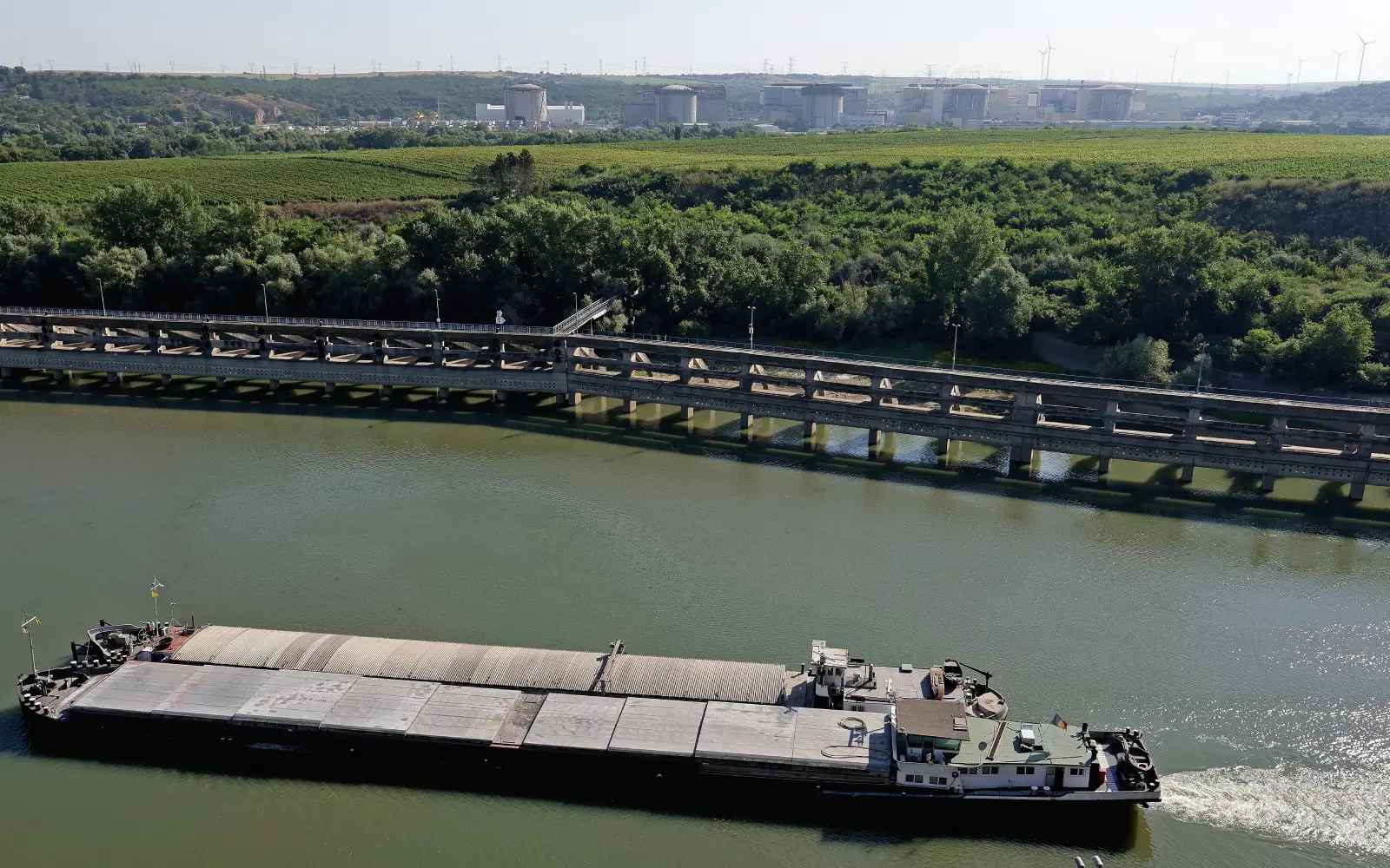Romania’s nuclear reactor worries persist on Danube water level forecast