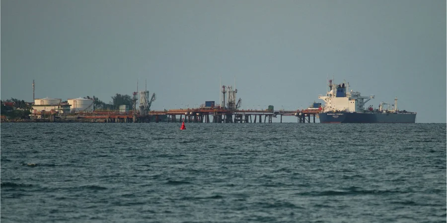Explosion grounds Russian oil tanker near Oman