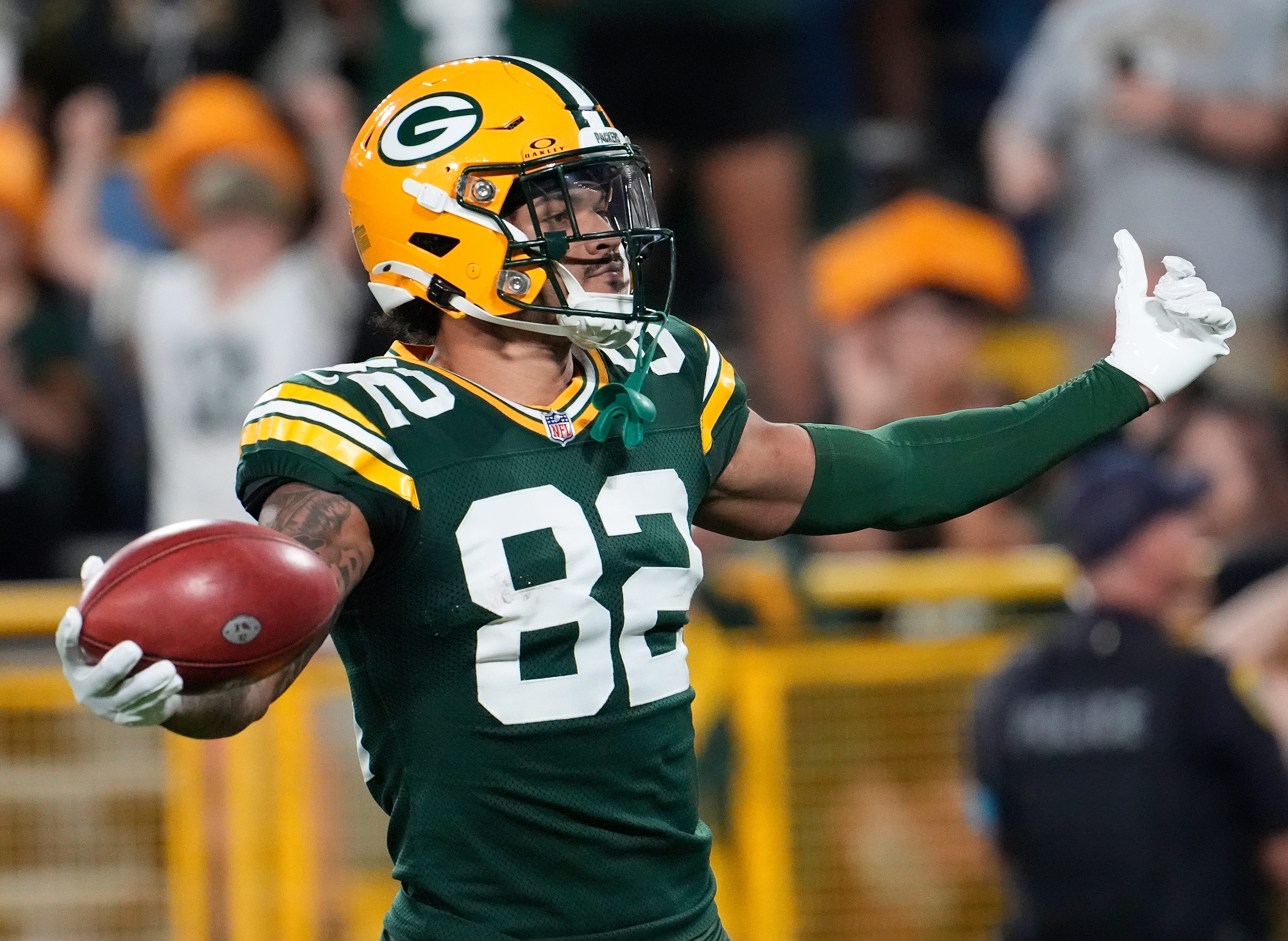 Dolphins keep adding ex-Packers players, sign 2 to practice squad