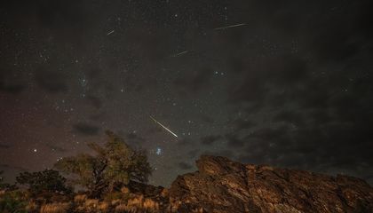 The Perseid Meteor Shower Peaks This Week Amid Ideal Viewing Conditions. Here's How to Watch the Event's Bright Shooting Stars