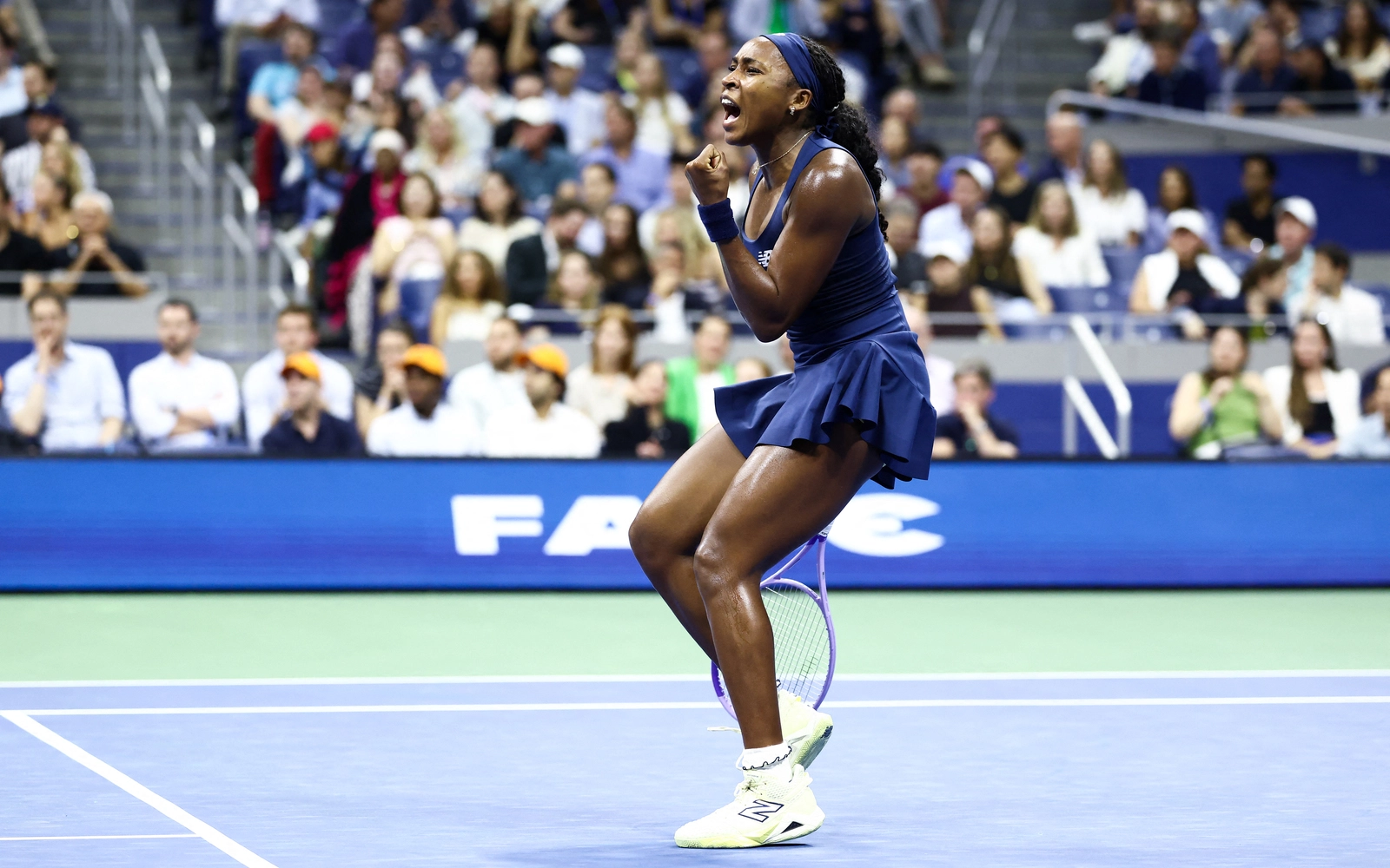 Confident Gauff reaches US Open 2nd round with straight-set win