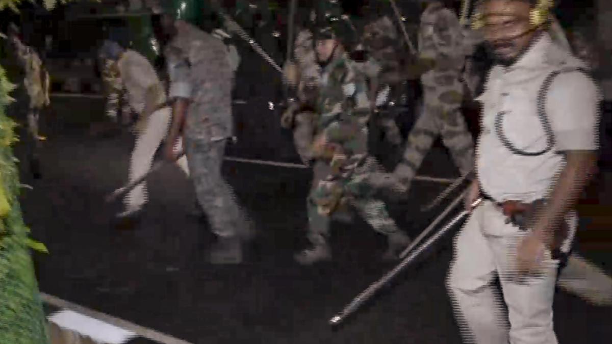 Protesters march to Jharkhand Assembly; 5 injured in clashes