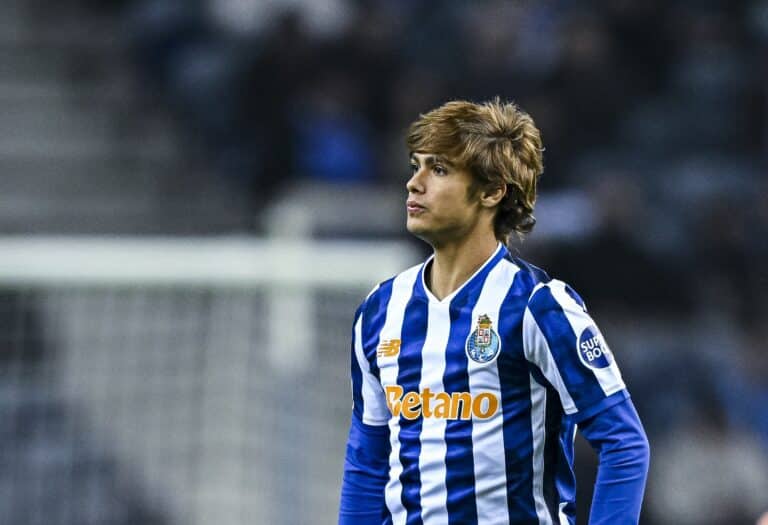 Roma finalizing agreement for Mora: deal imminent now