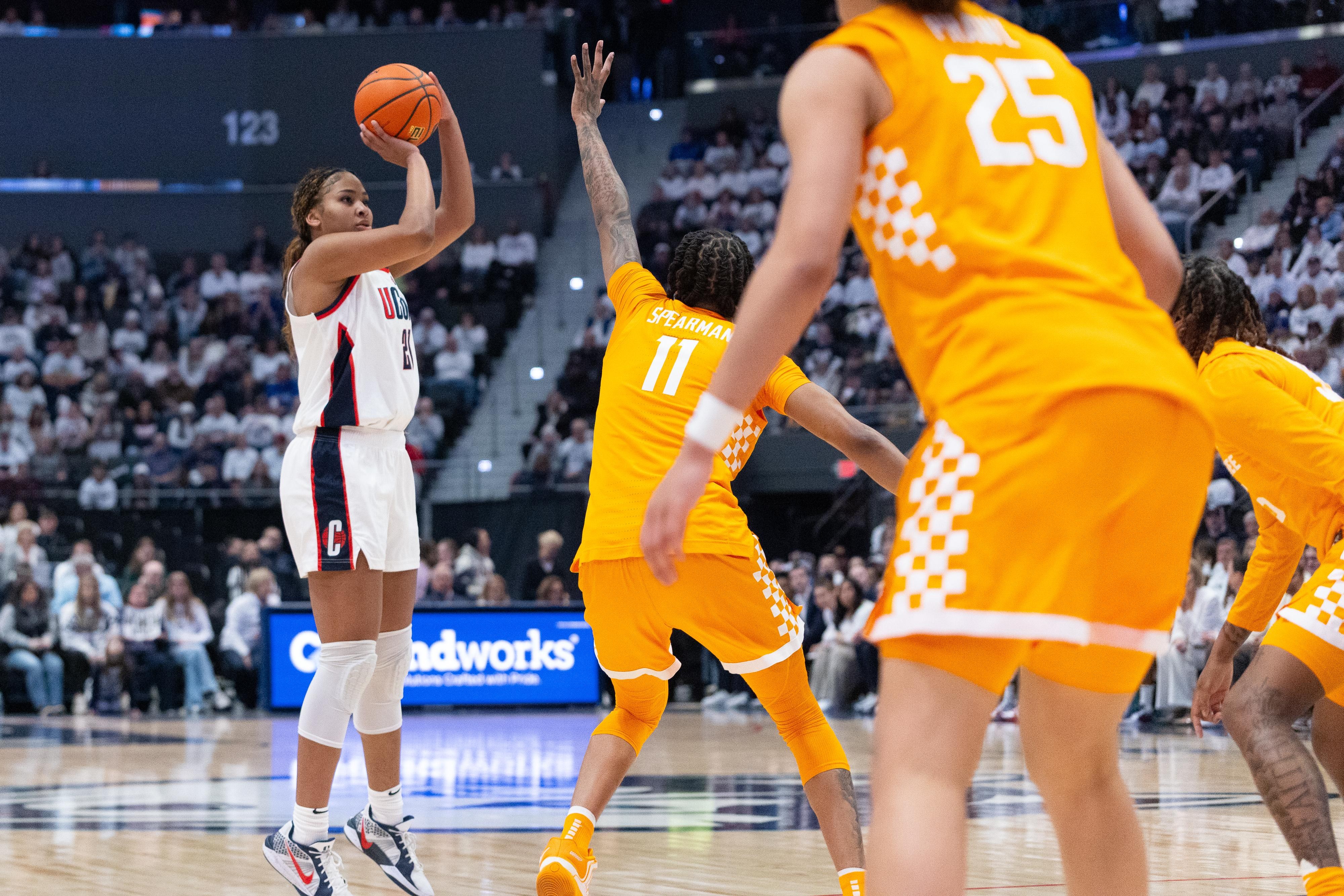 UConn women’s basketball to host Tennessee on Dec. 12