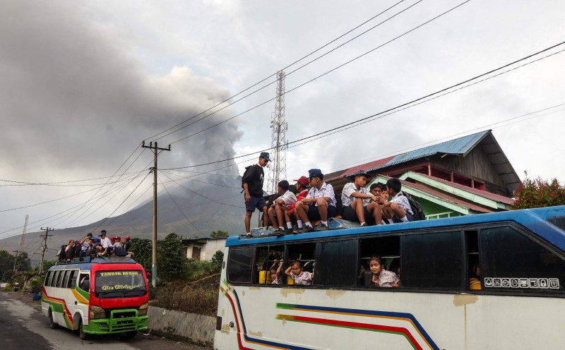 Mount Sinabung erupts again, over 600 residents evacuated in North Sumatra