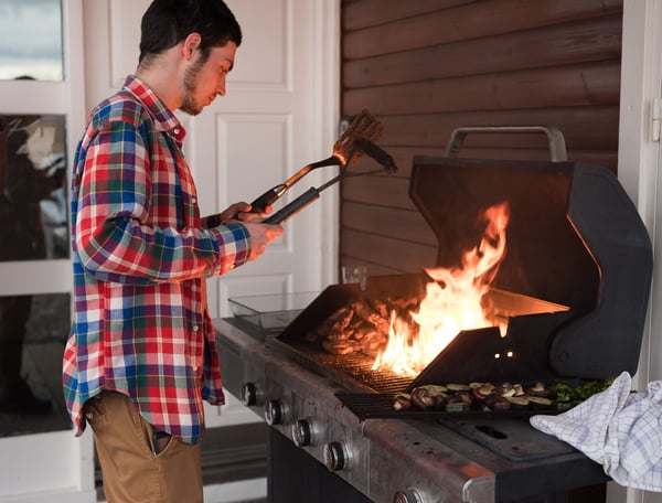 10 grilling skills that separate a decent cookout from a great one