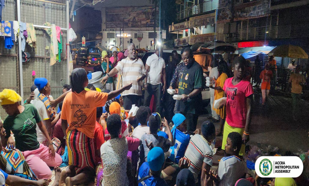 Homowo: Accra Mayor, KoKMA MCE treat kayayei to special feast