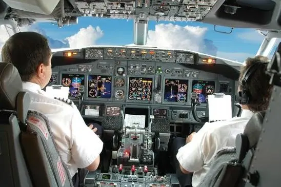 Russia tells airlines to stop pilots from taking photos and videos in flight