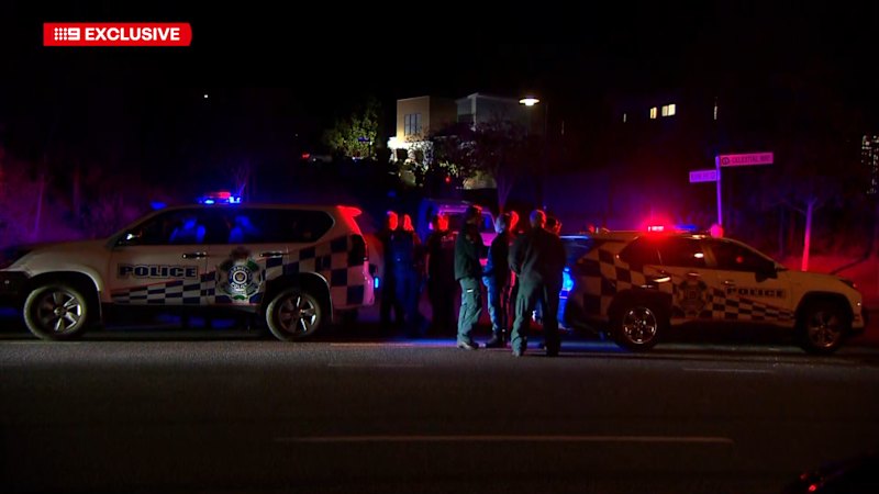 Gold Coast stabbing manhunt