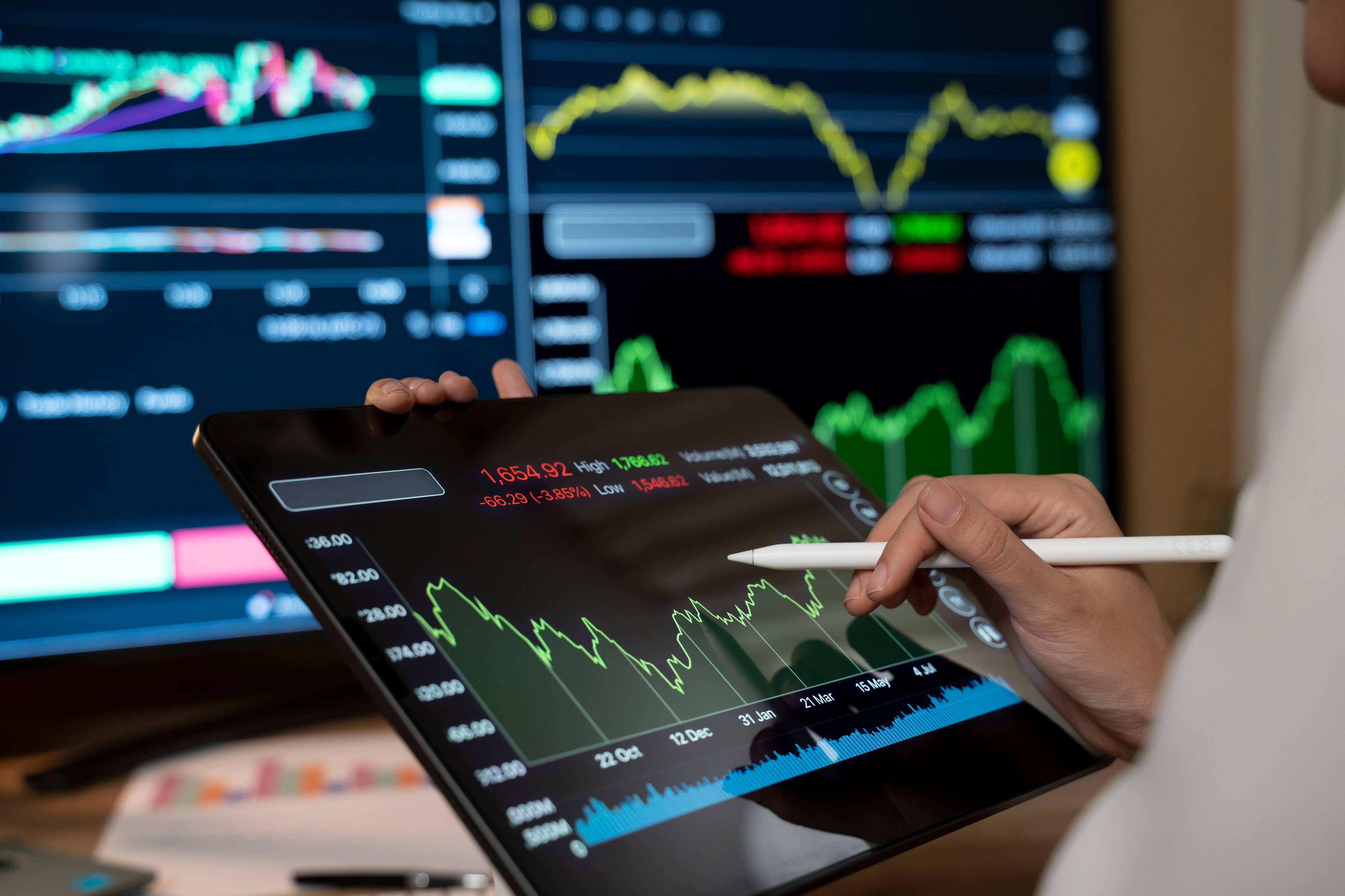 Citi says investors should consider buying tumbling tech stock