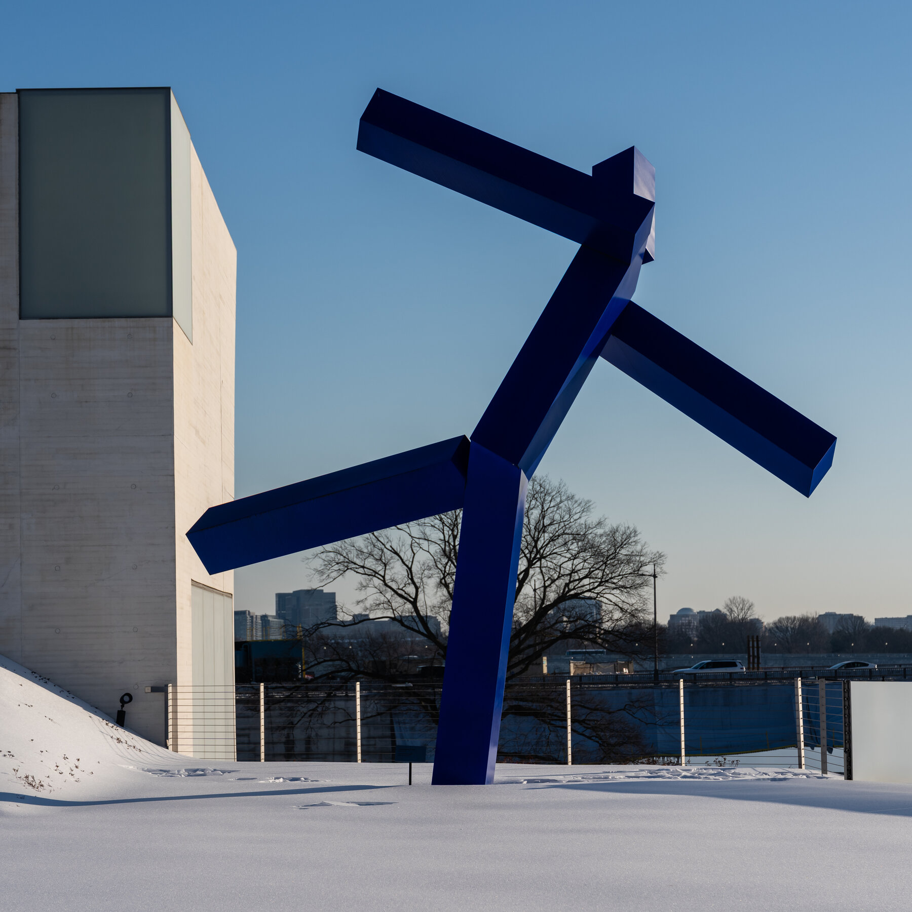 Kennedy Center Will Remove Outdoor ‘Blue’ Sculpture