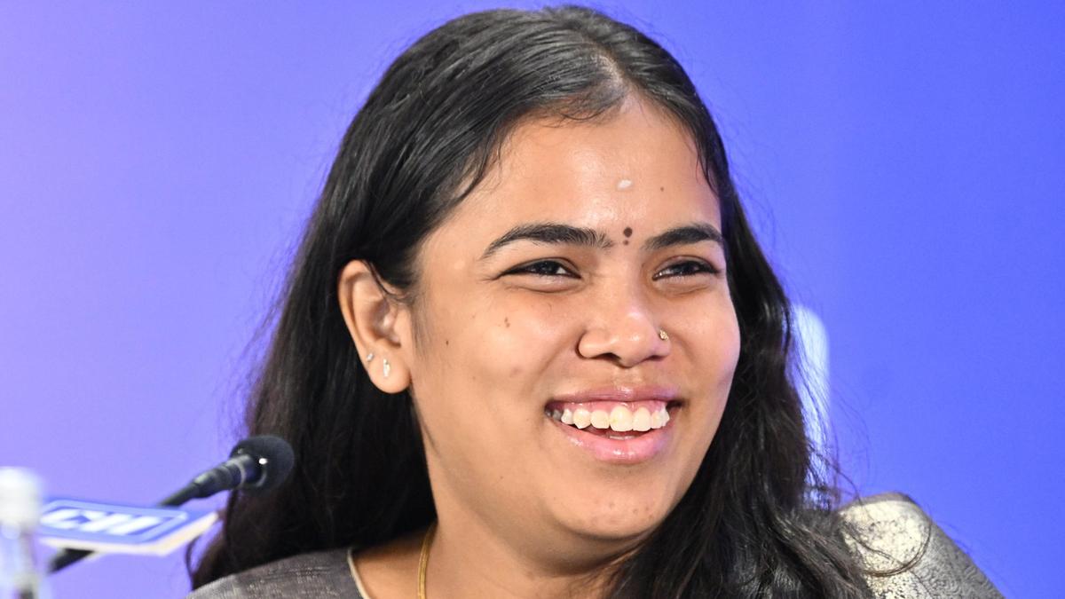 Bill to set up Tamil Nadu Investment Promotion Commission, fast-track clearances introduced in Assembly