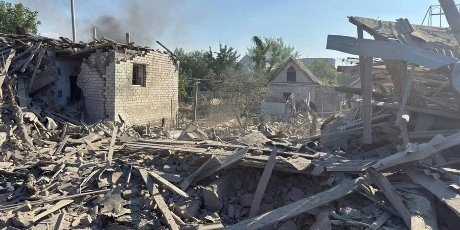 Russian bomb strike kills one in Zaporizhzhya residential area