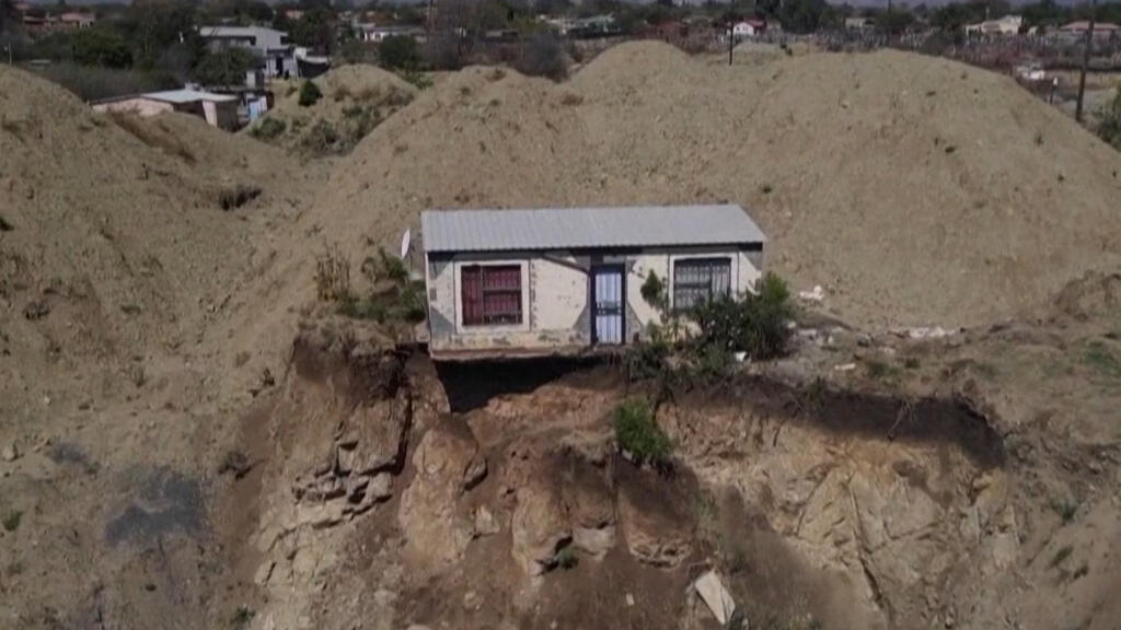 Illegal mining ravages Johannesburg neighbourhoods