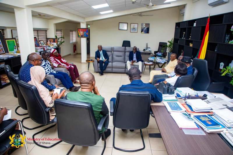 Education Minister engages Teacher Unions over salary-scale placement