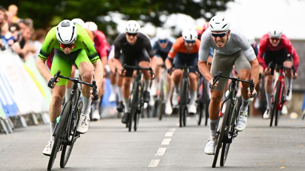 ‘We were right next to each other, fighting for wheels’ – Tim Shoreman outsprints Olympian Ollie Wood to win the Beaumont Trophy