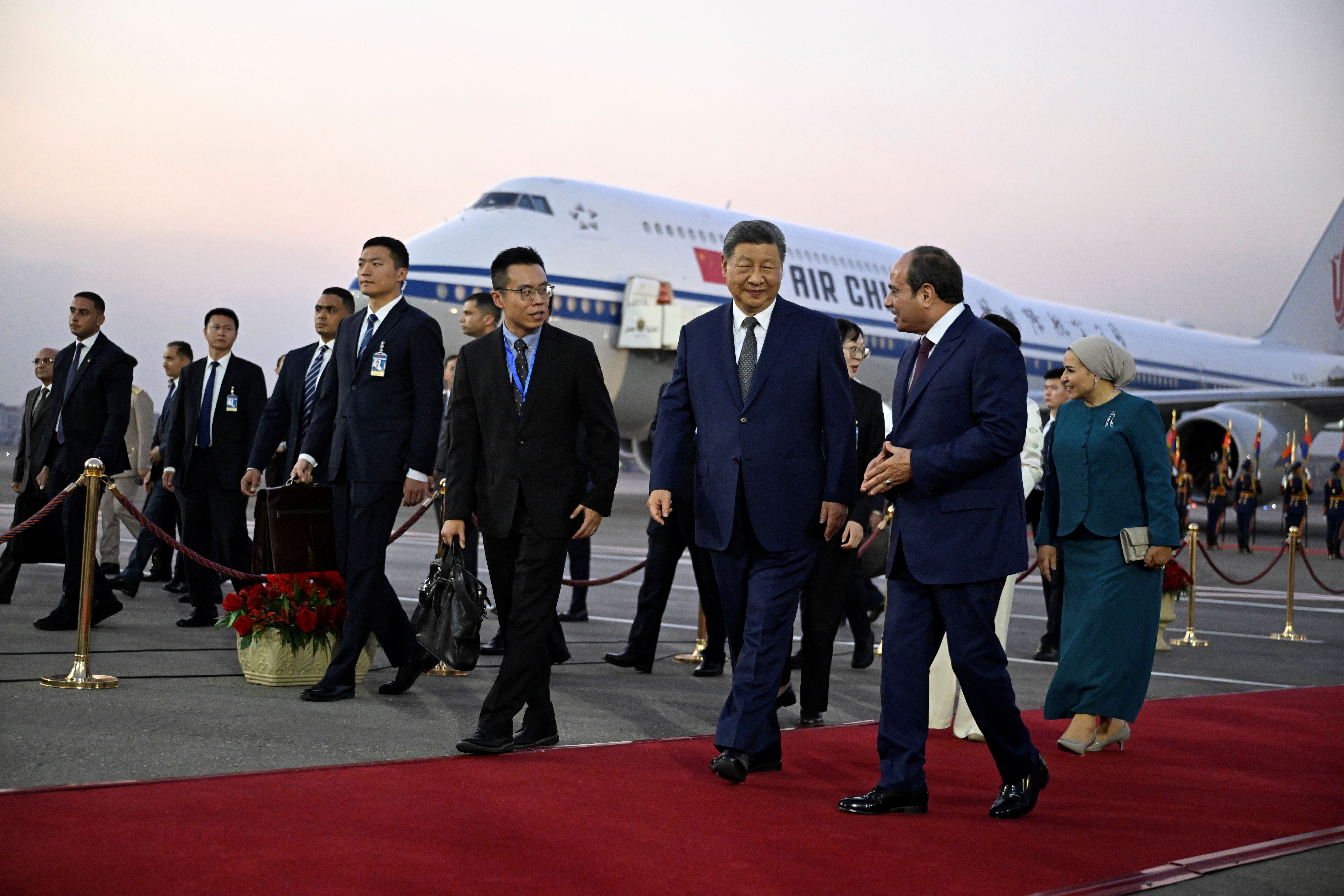 China engages in Egypt charm offensive