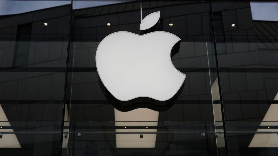 Apple Maps changes Lake Ontario name after Trump request