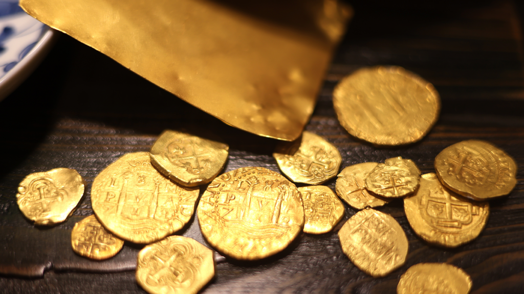 Britain abandoned a possible £5.5bn treasure near Gibraltar. Now an explorer says he would go back
