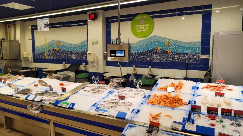 Spanish supermarket employee awarded permanent incapacity after freak fish-bone injury
