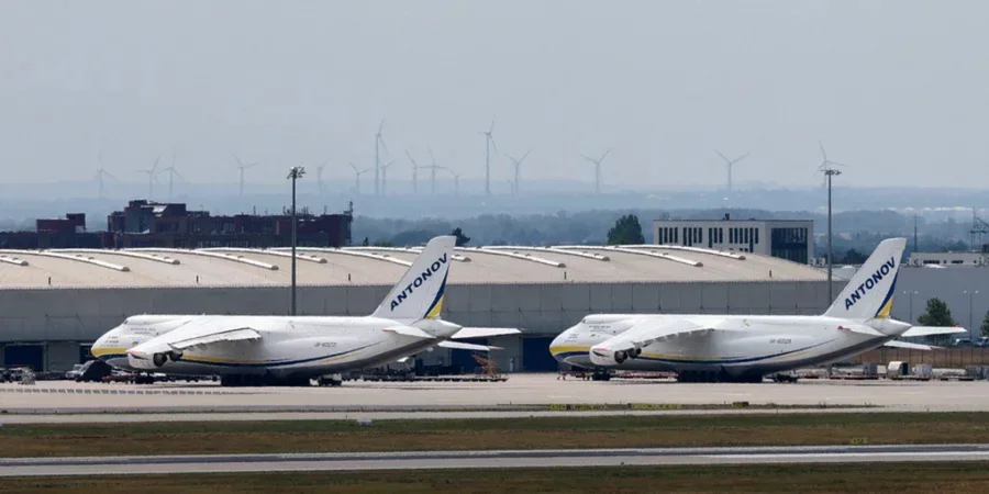 Two suspects identified in attempted attack on Ukrainian Antonov aircraft