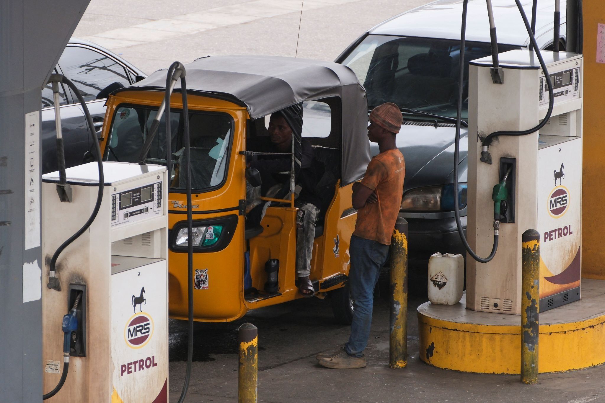 Nigerian opposition vows to restore fuel subsidy